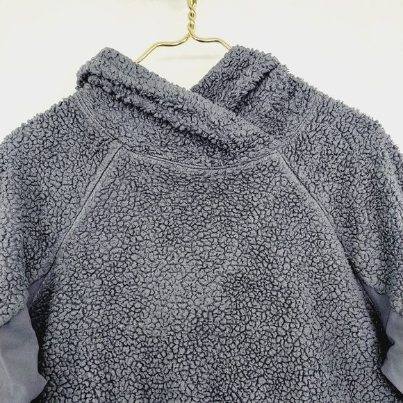 Nike Sweater Womens Black Sherpa Deep Pile Fleece Pullover Hoodie P4292 - Picture 2 of 8